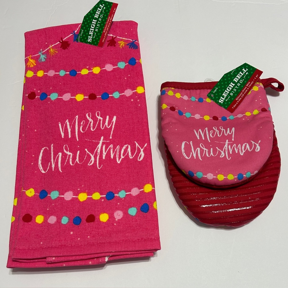 Sleigh Bell Bistro Pink Christmas Dish Towels & Silicone Oven Mitt NWT